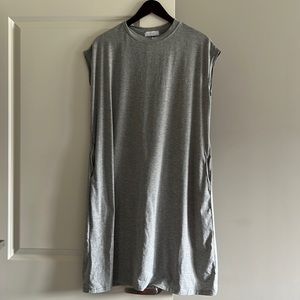 Oak + Fort Gray Sleeveless Shift Dress